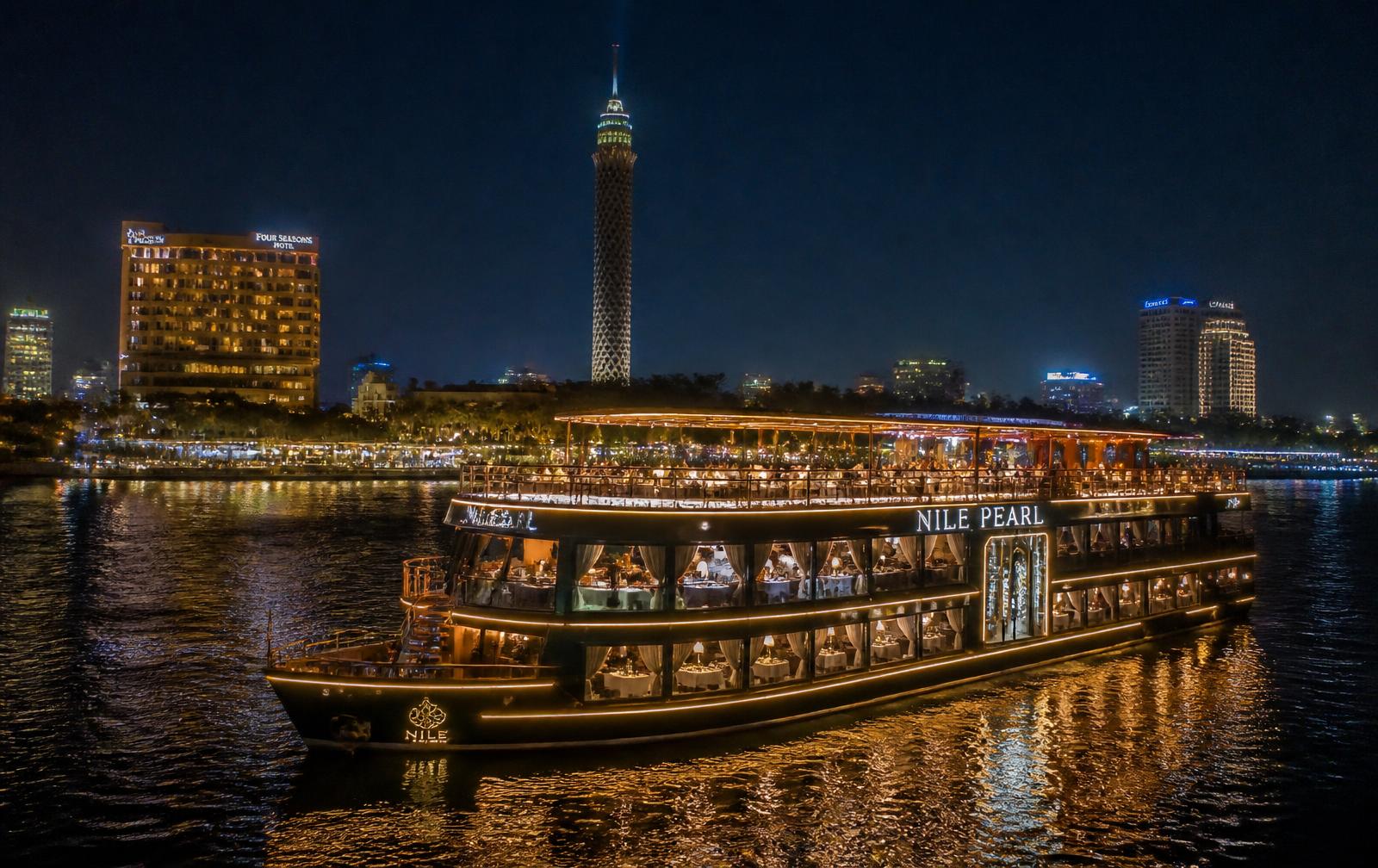 Dîner-croisière illuminé sur le Nil au Caire