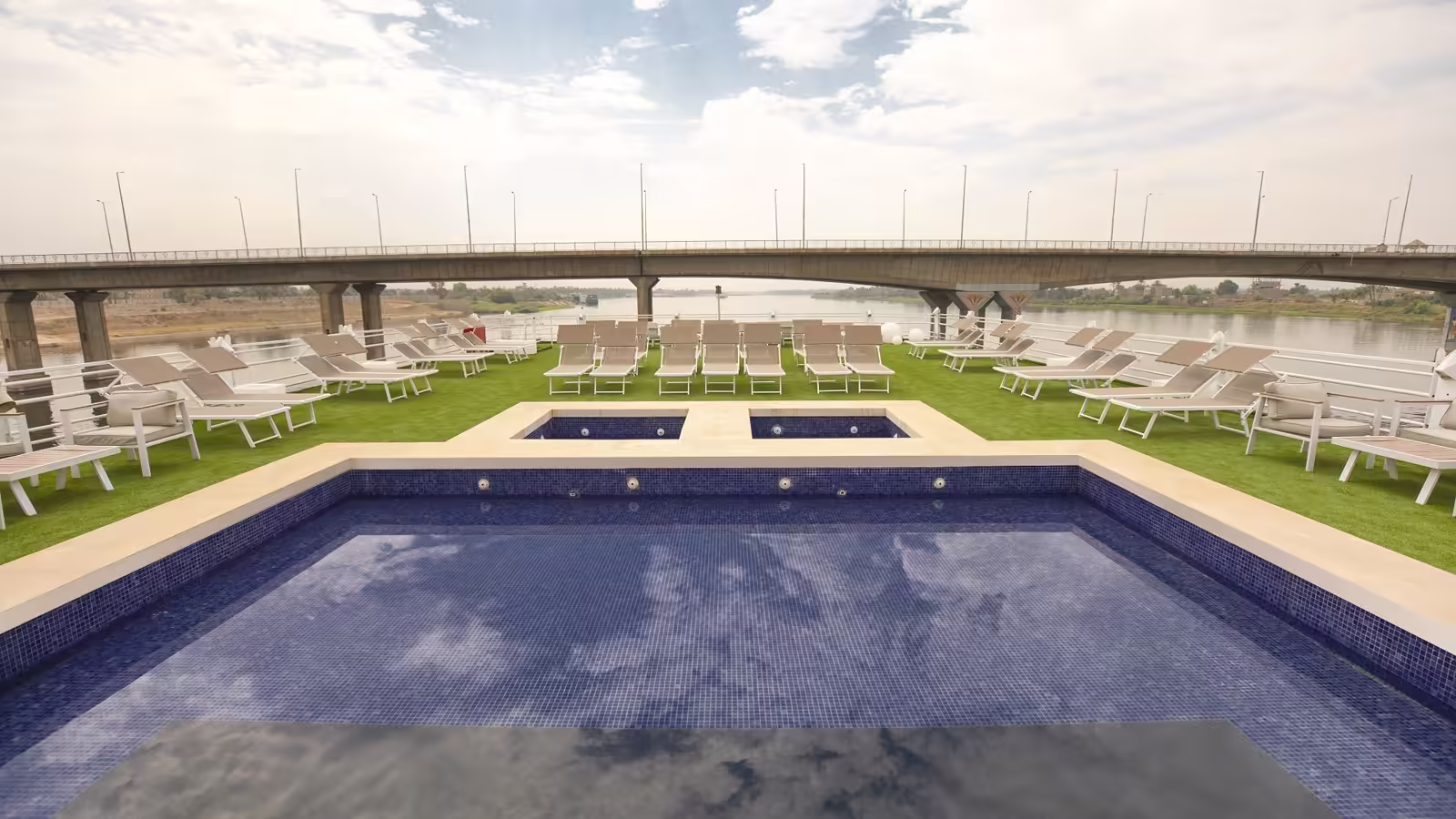 Semiramis 2 — photo 2