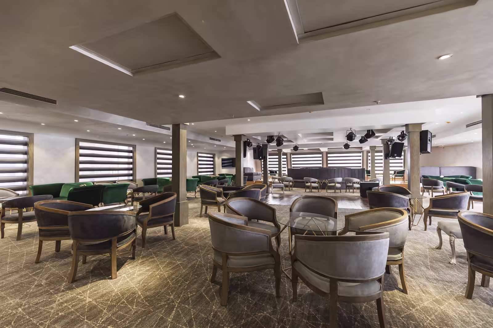 Avenue Lounge Bar